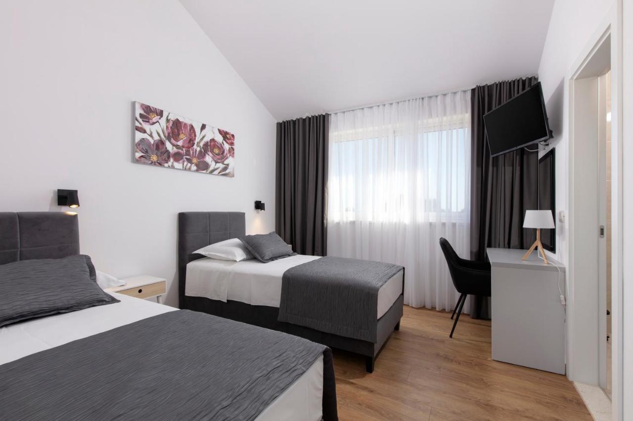 Villa Le Soleil Rogoznica  Buitenkant foto